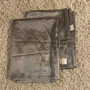THXSILK Set of two Elegant Gray Silk Sheets twin size, new